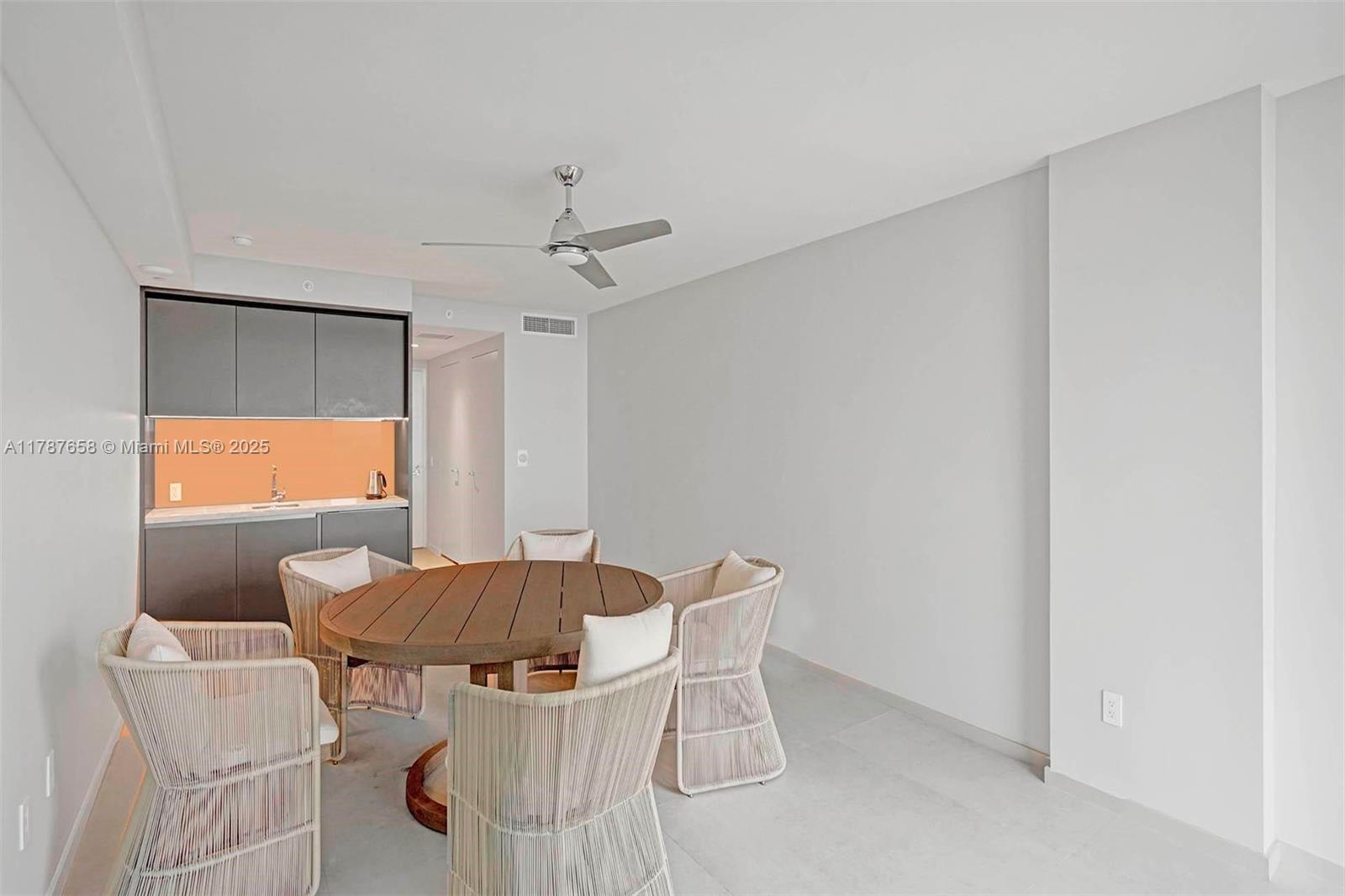 18975 COLLINS CONDO - Residential
