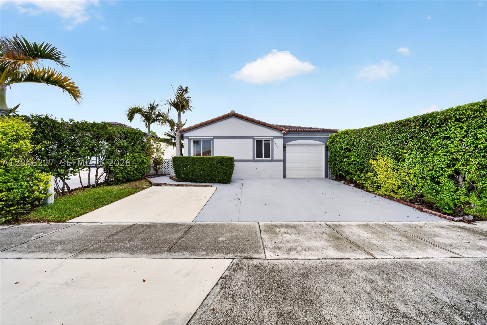 WEITZER SERENA LAKES WEST - Residential
