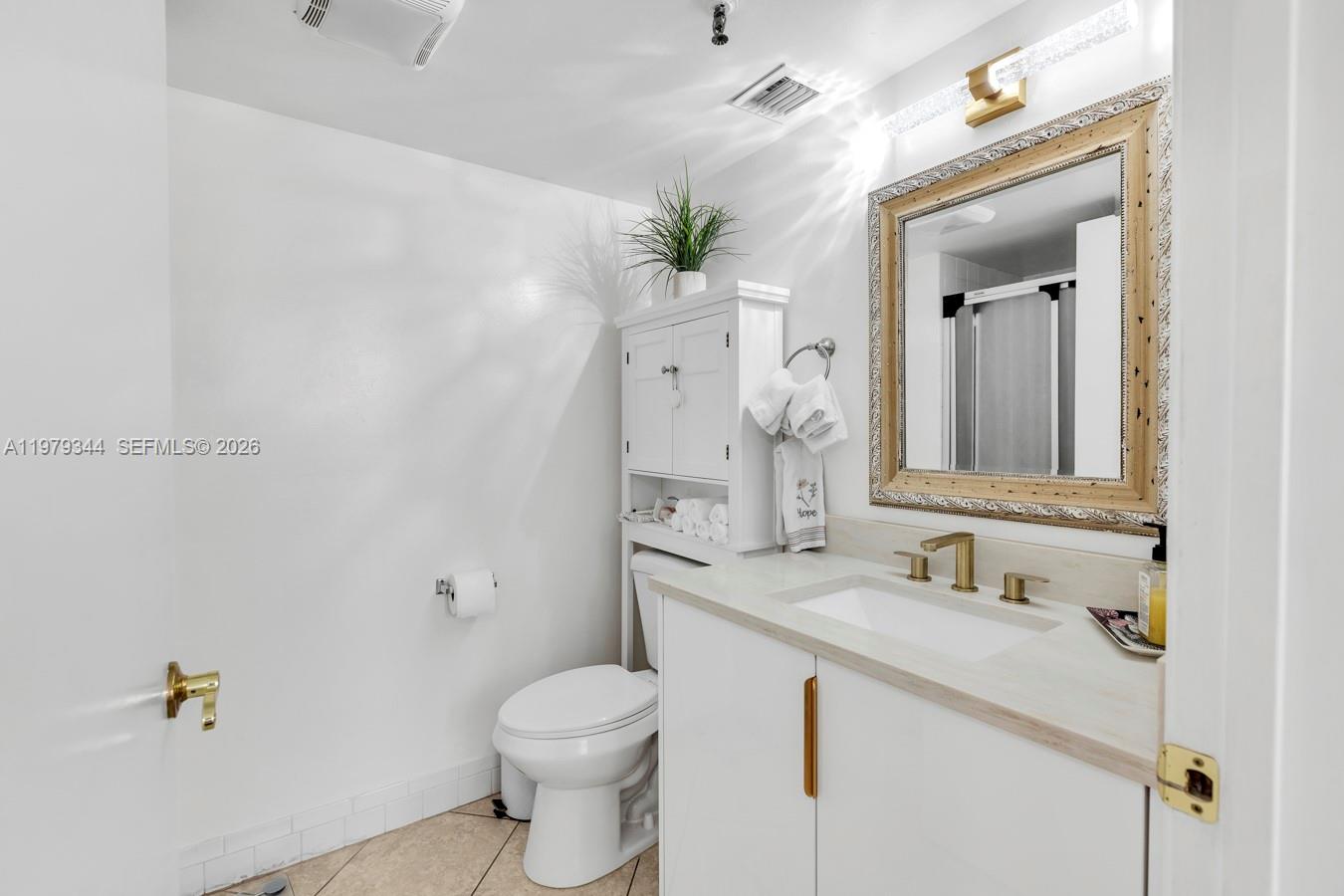 WATERS EDGE TOWERS CONDO - Residential