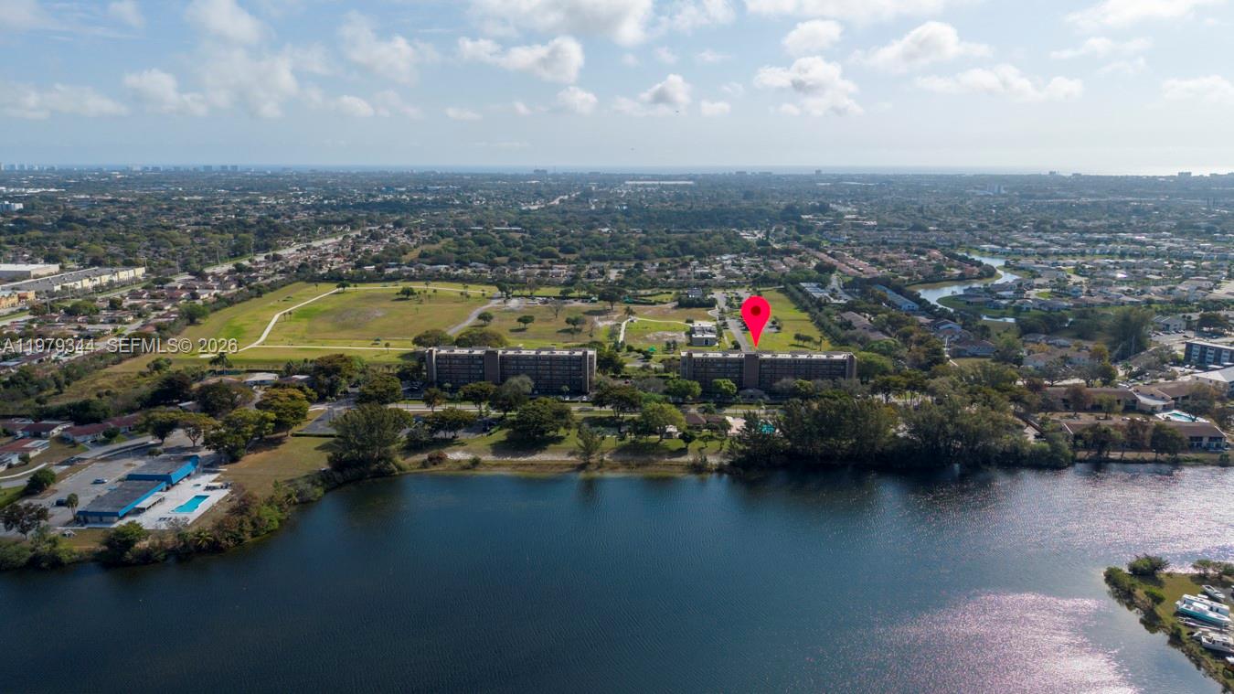 WATERS EDGE TOWERS CONDO - Residential