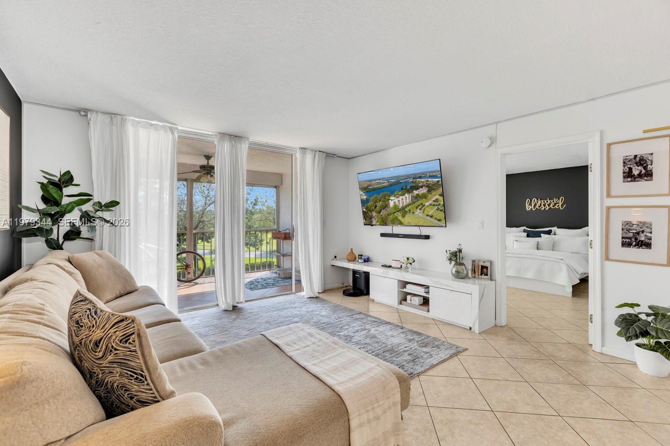 WATERS EDGE TOWERS CONDO - Residential