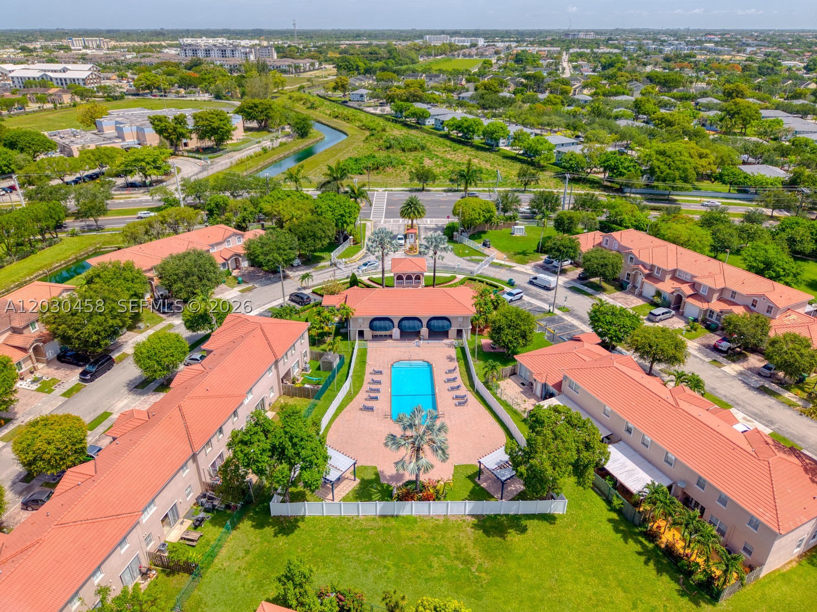 RIVERSIDE AT BISC NATL PK - Residential