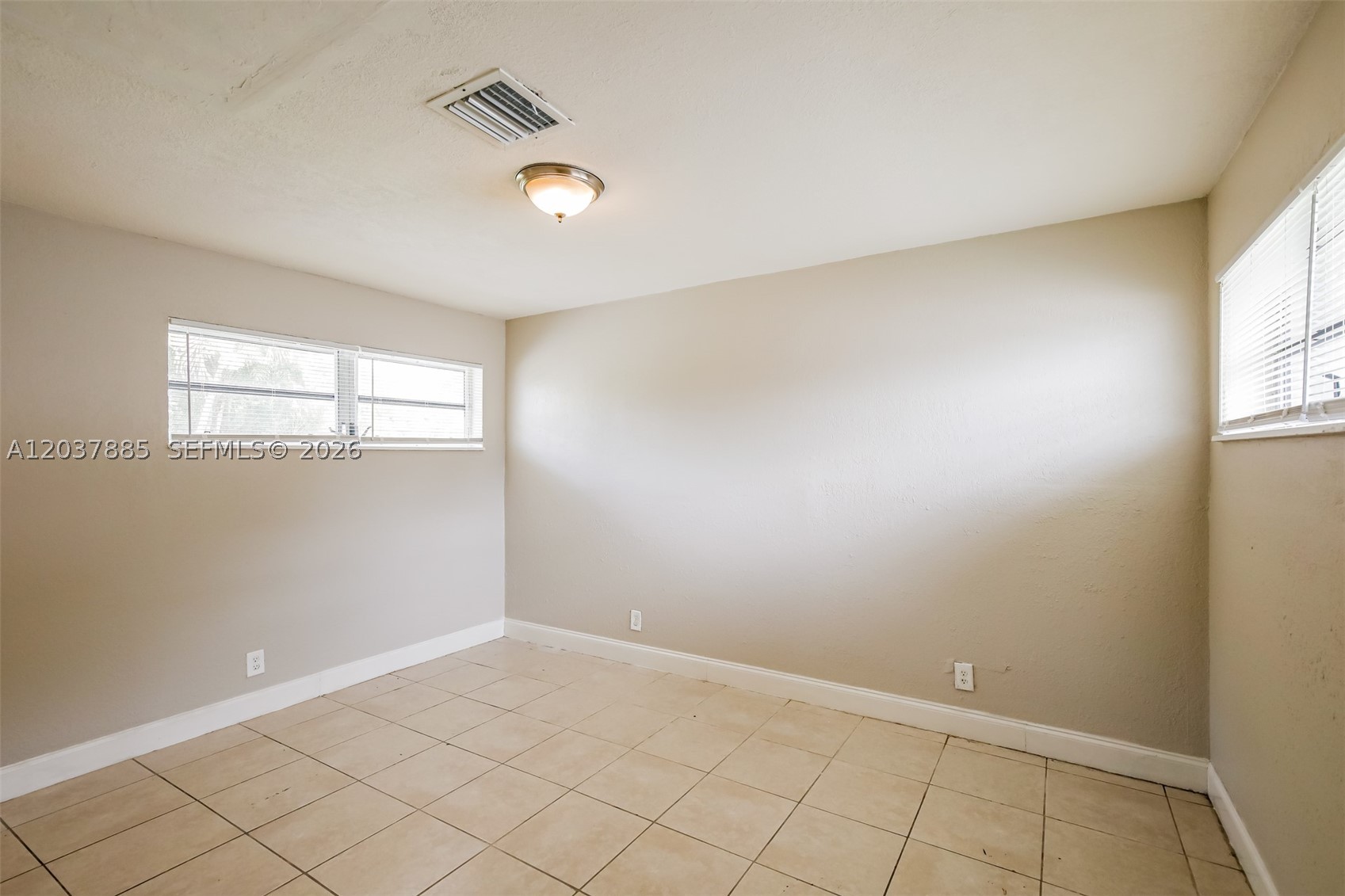 NORTH MARGATE - Residential Lease