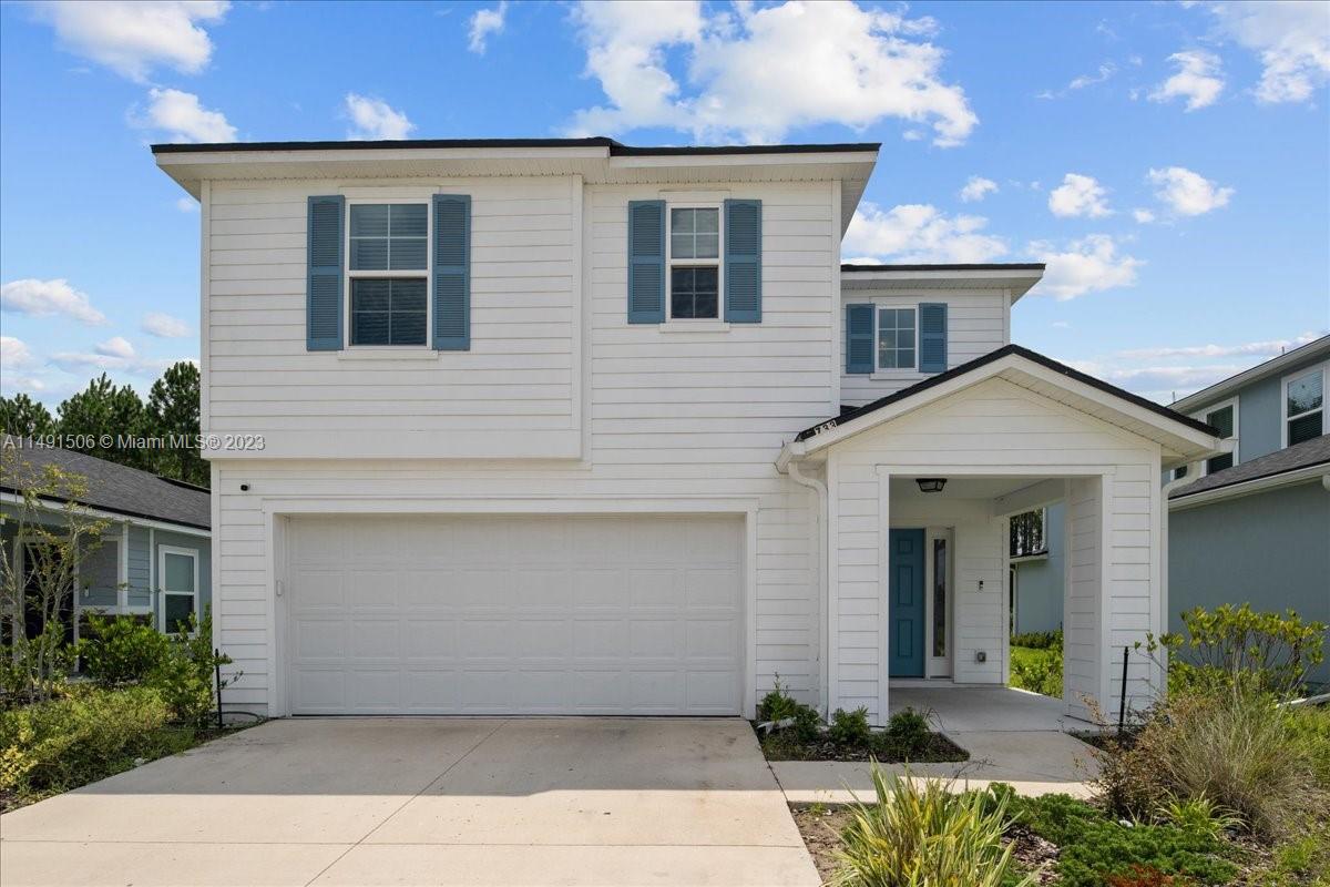 Looking to Move close to the Historic Area of Saint Augustine, FLORIDA? 
This Single Family Home is perfect for you, Great Location Near I-95 Only 30 Minutes away from the beach and 30-40 minute Drive to Down Town Jacksonville and Down Town Saint Augustine. This 4 Bedroom 3 Bathroom house has plenty of room for the family. Low HOA fees, NO CDD, The community offers Pool, Playground and dog park, Along a 3.5 Mile side walk for biking, walking and enjoy the outdoor weather of North East Florida. Dont wait any longer and take advantage of the great price this house has just for you!