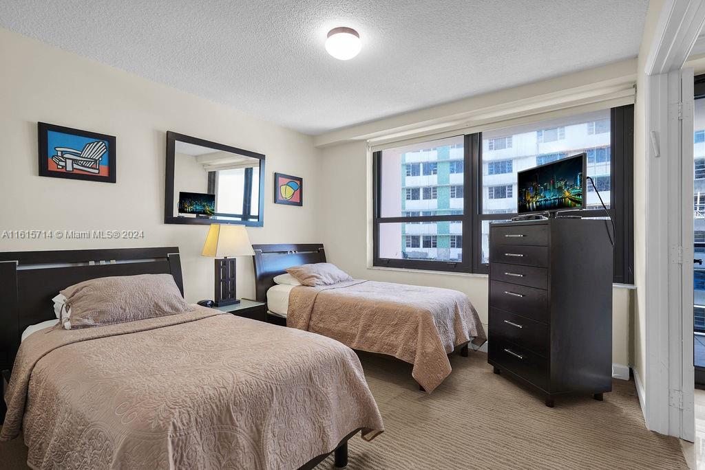 THE ALEXANDER CONDO - Residential
