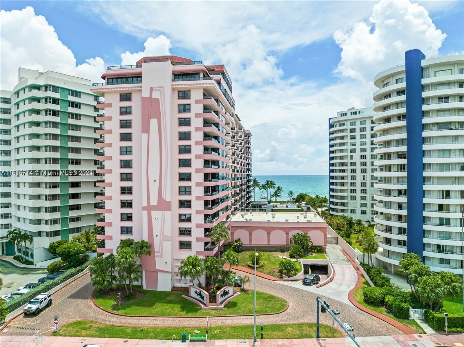 THE ALEXANDER CONDO - Residential