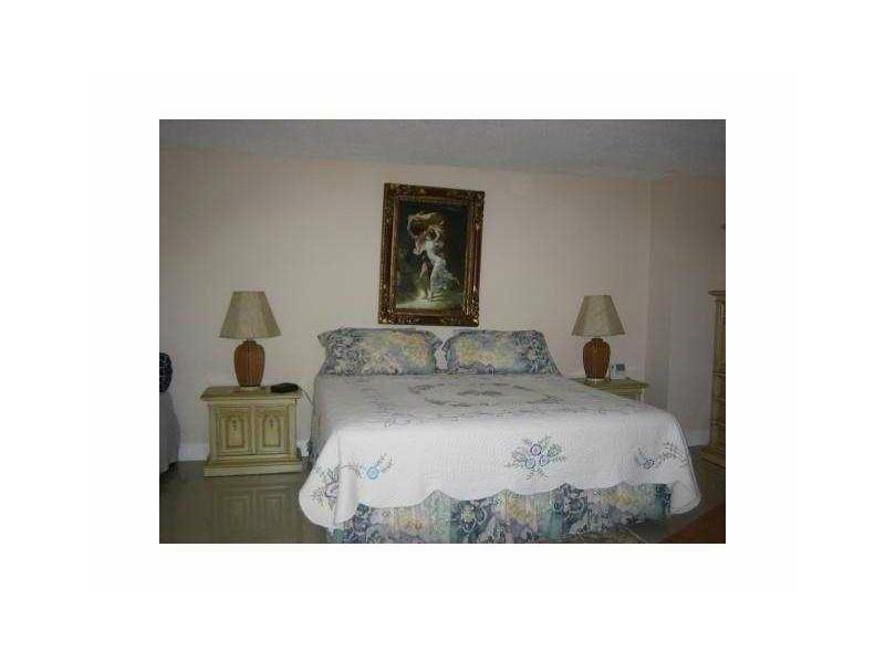 ARISTOCRAT OCEAN & LAKEVI - Residential Lease