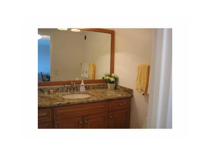 ARISTOCRAT OCEAN & LAKEVI - Residential Lease