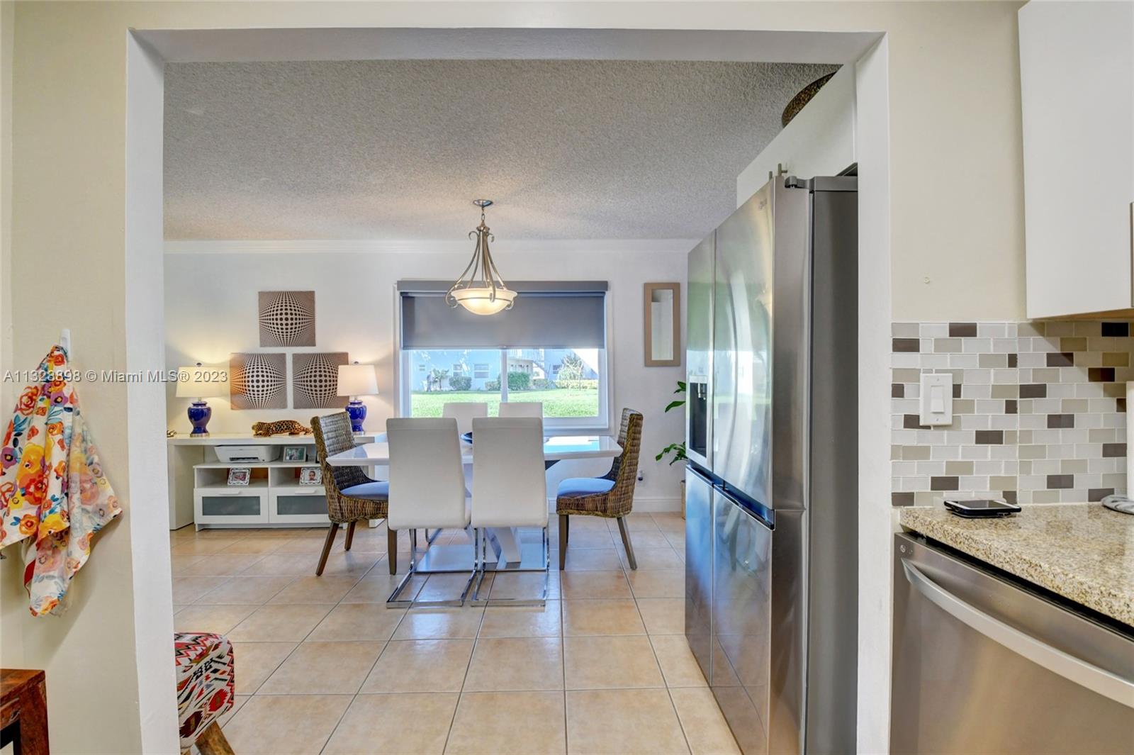 KINGS POINT BURGUNDY COND - Residential