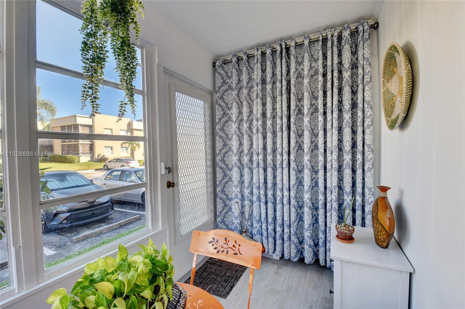 KINGS POINT BURGUNDY COND - Residential