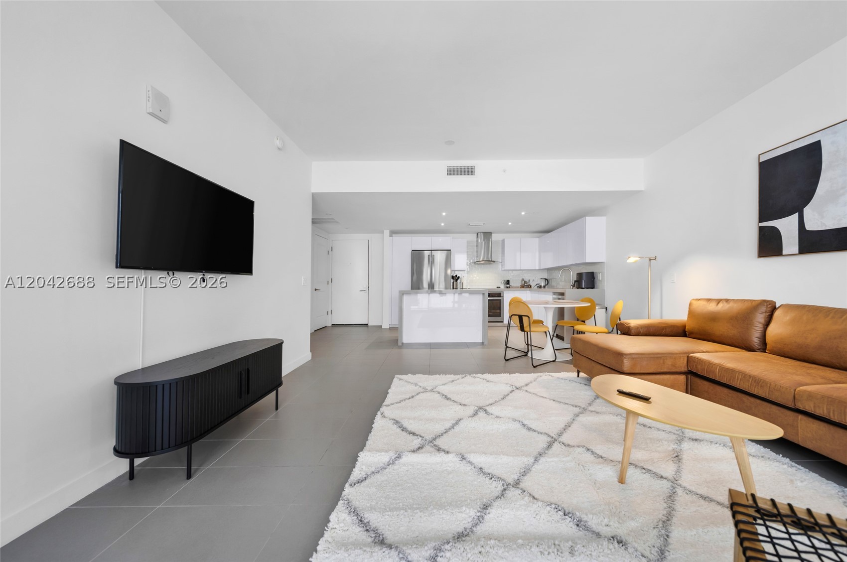 CANVAS CONDO - Residential Lease