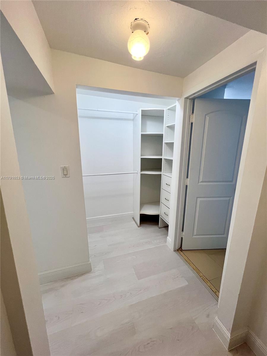 PLAYLAND ESTATES SEC 2 - Residential Lease