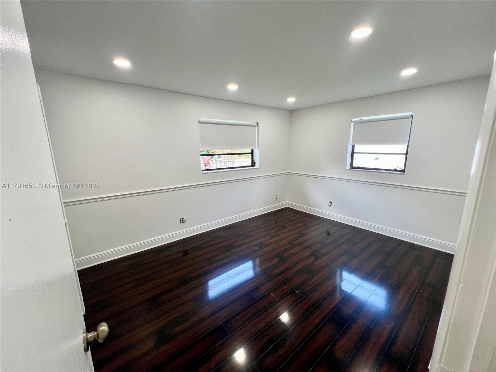 PLAYLAND ESTATES SEC 2 - Residential Lease
