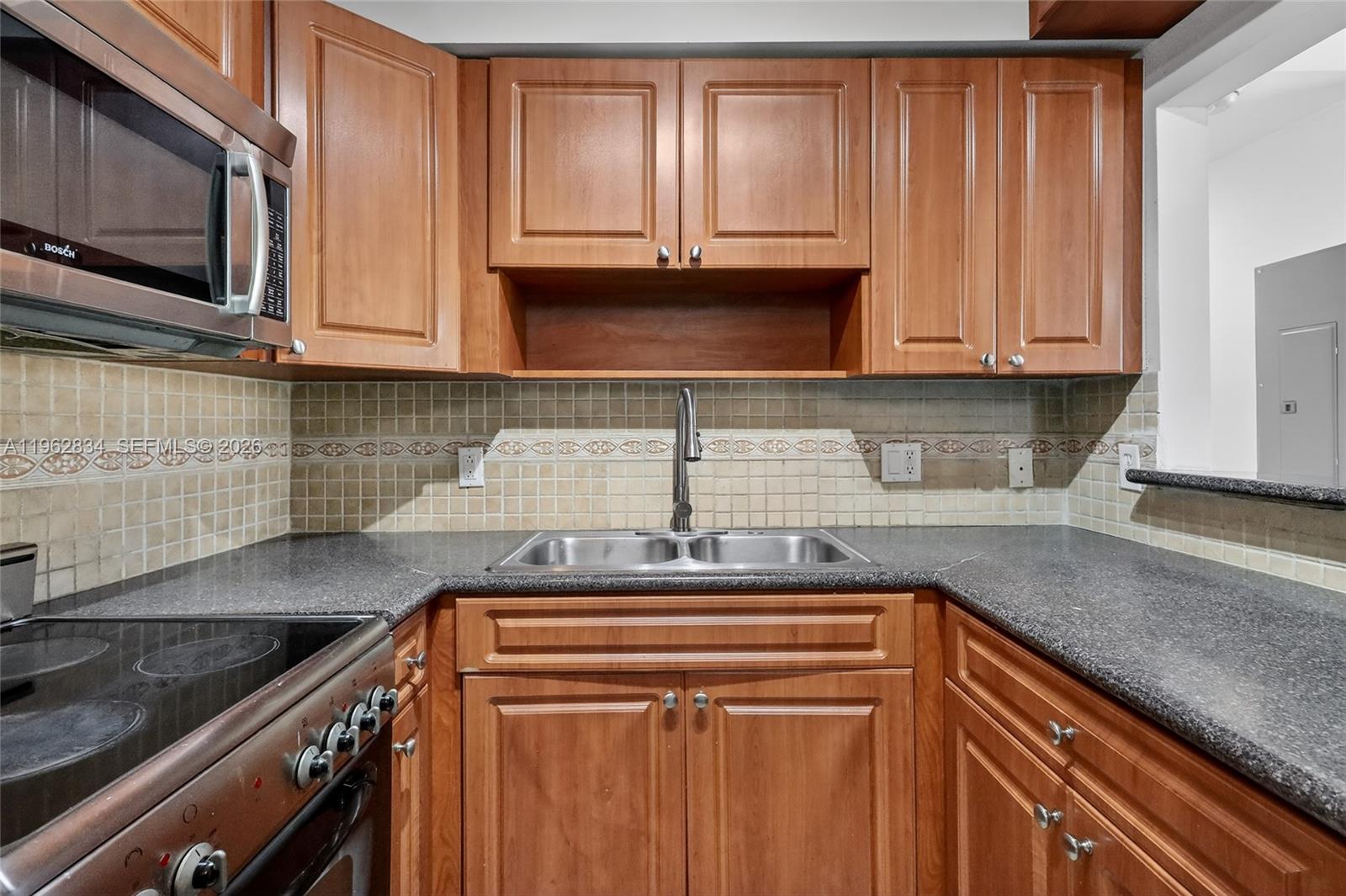 RIVER BREEZE CONDO - Residential