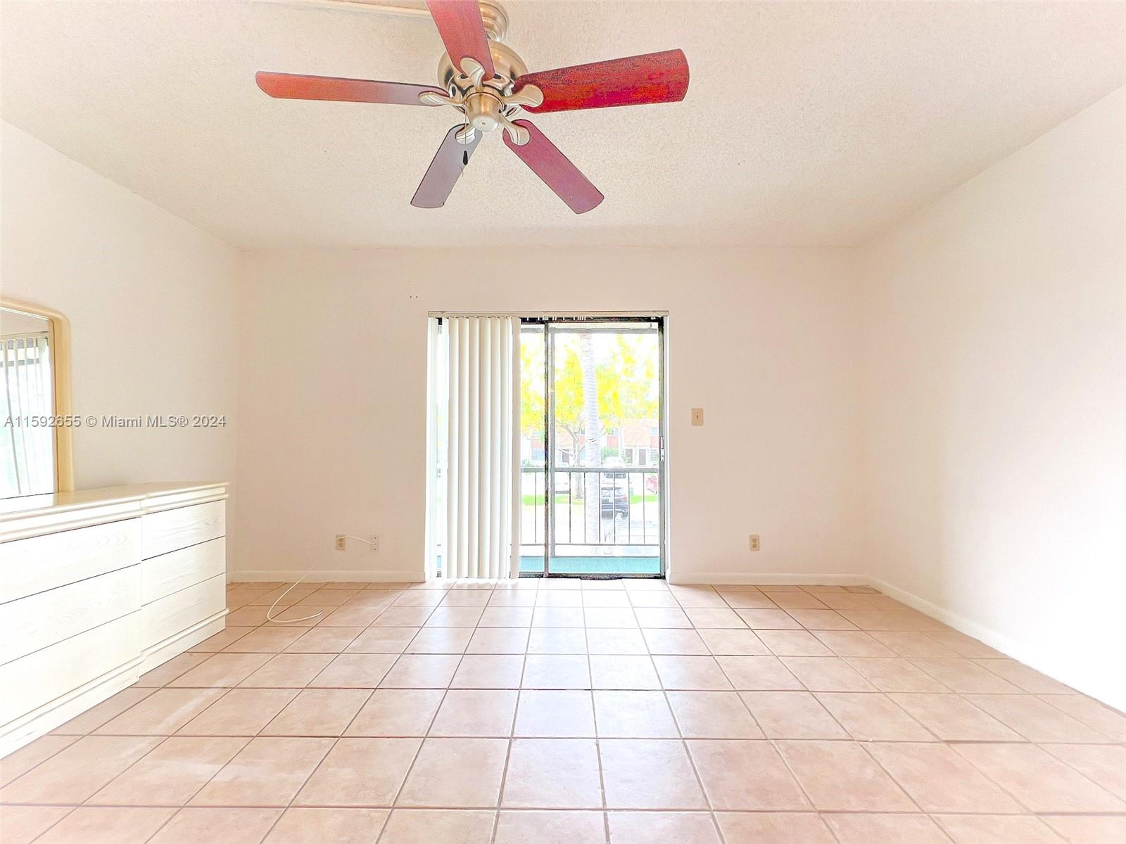 VILLAGE TOWNHOUSES NO TWO - Residential Lease