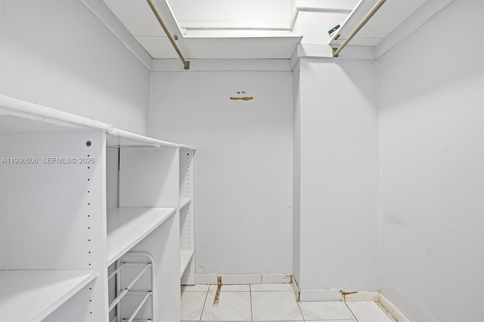HARDING HALL CONDOMINIUM - Residential