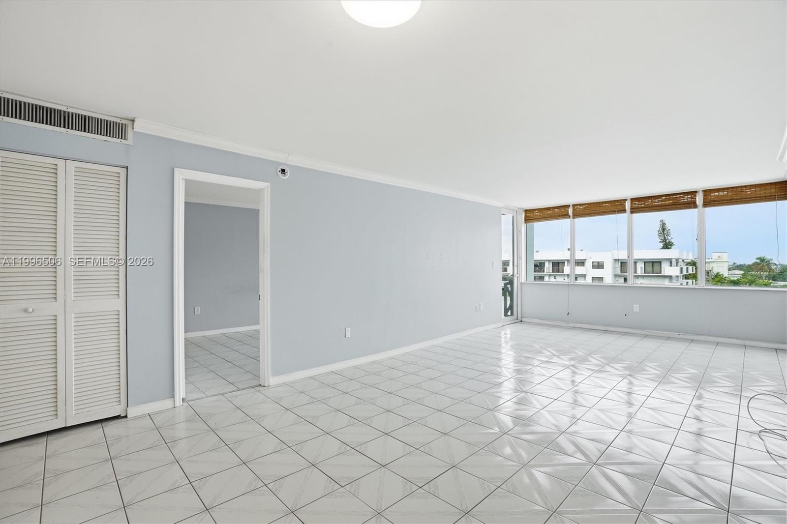 HARDING HALL CONDOMINIUM - Residential