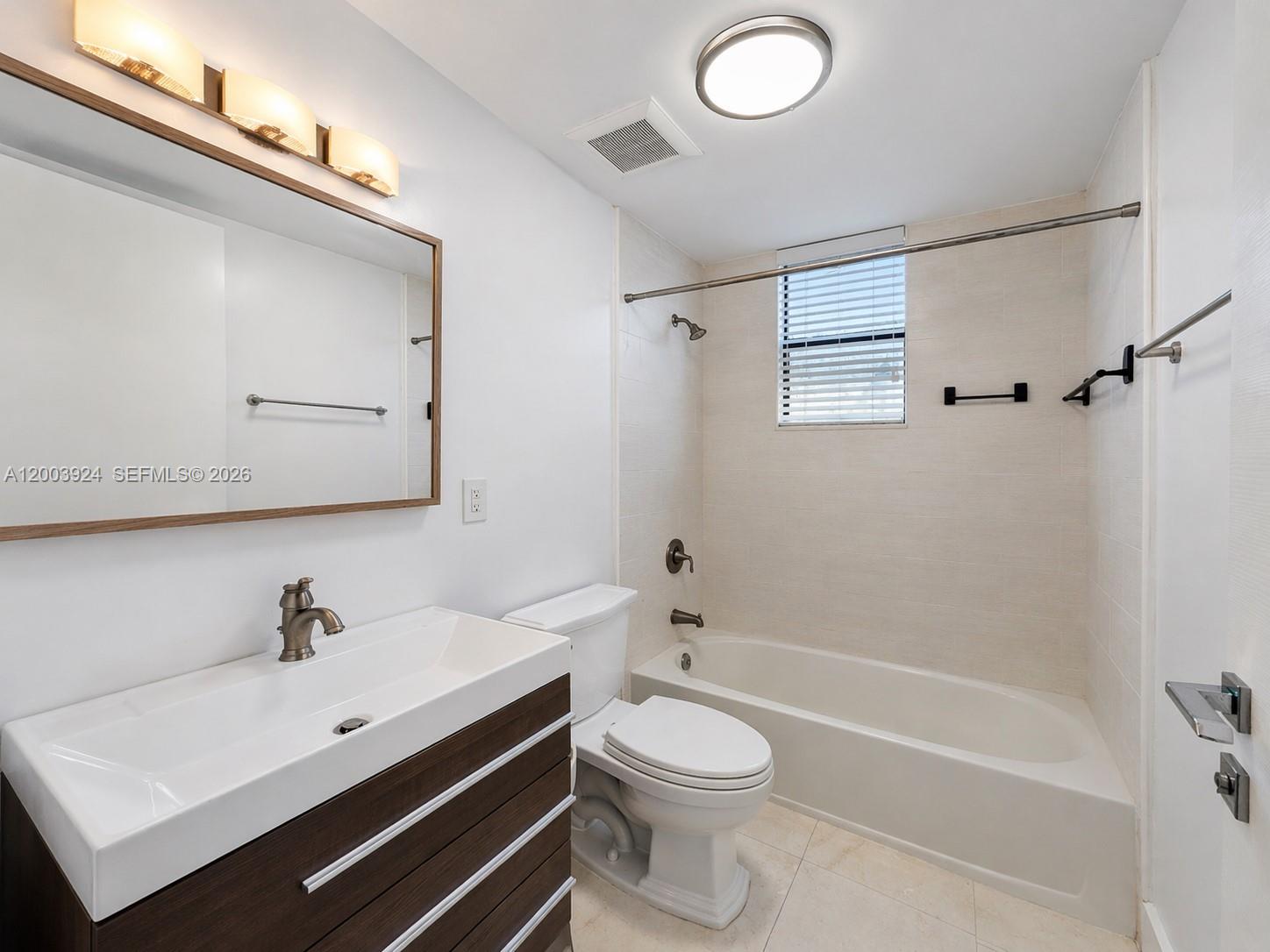 BRICKELL ESTATES - Residential