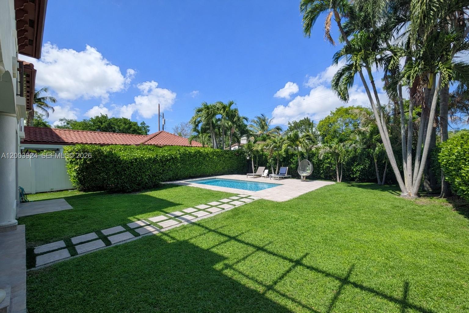 BRICKELL ESTATES - Residential