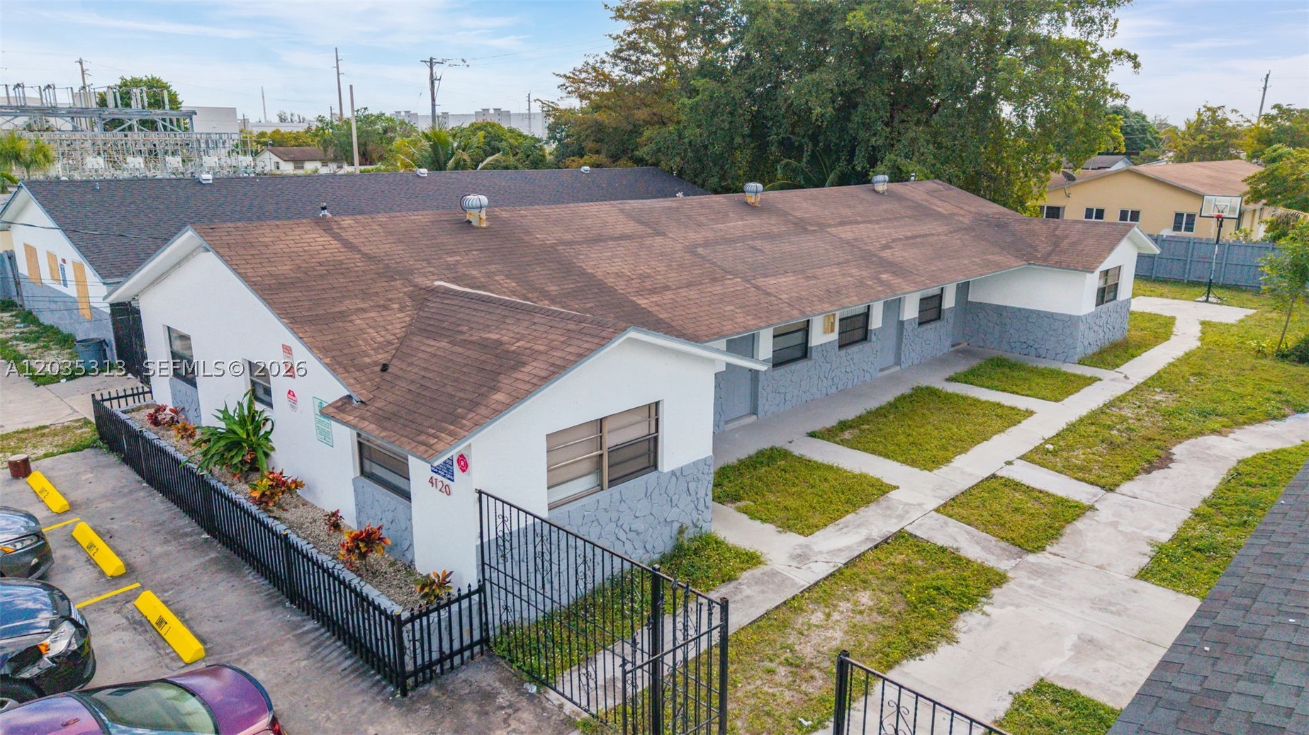 CARVER RANCHES - Residential Lease