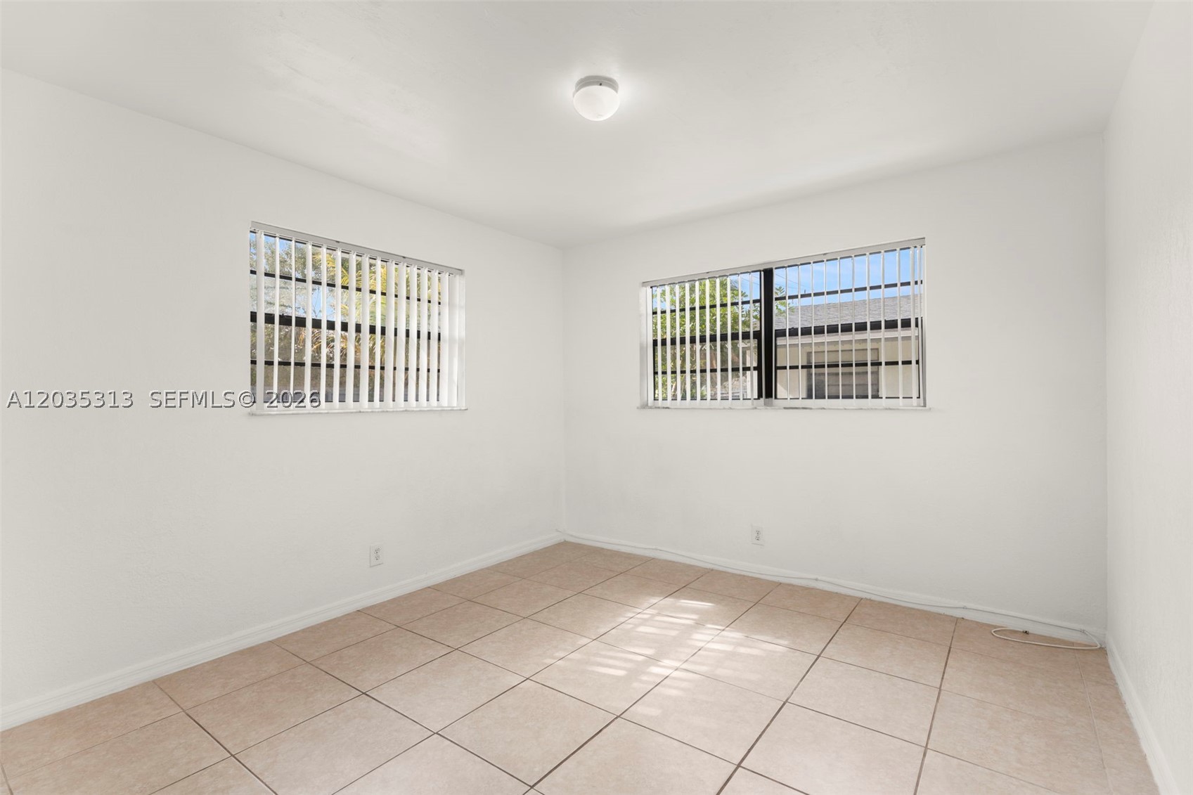 CARVER RANCHES - Residential Lease