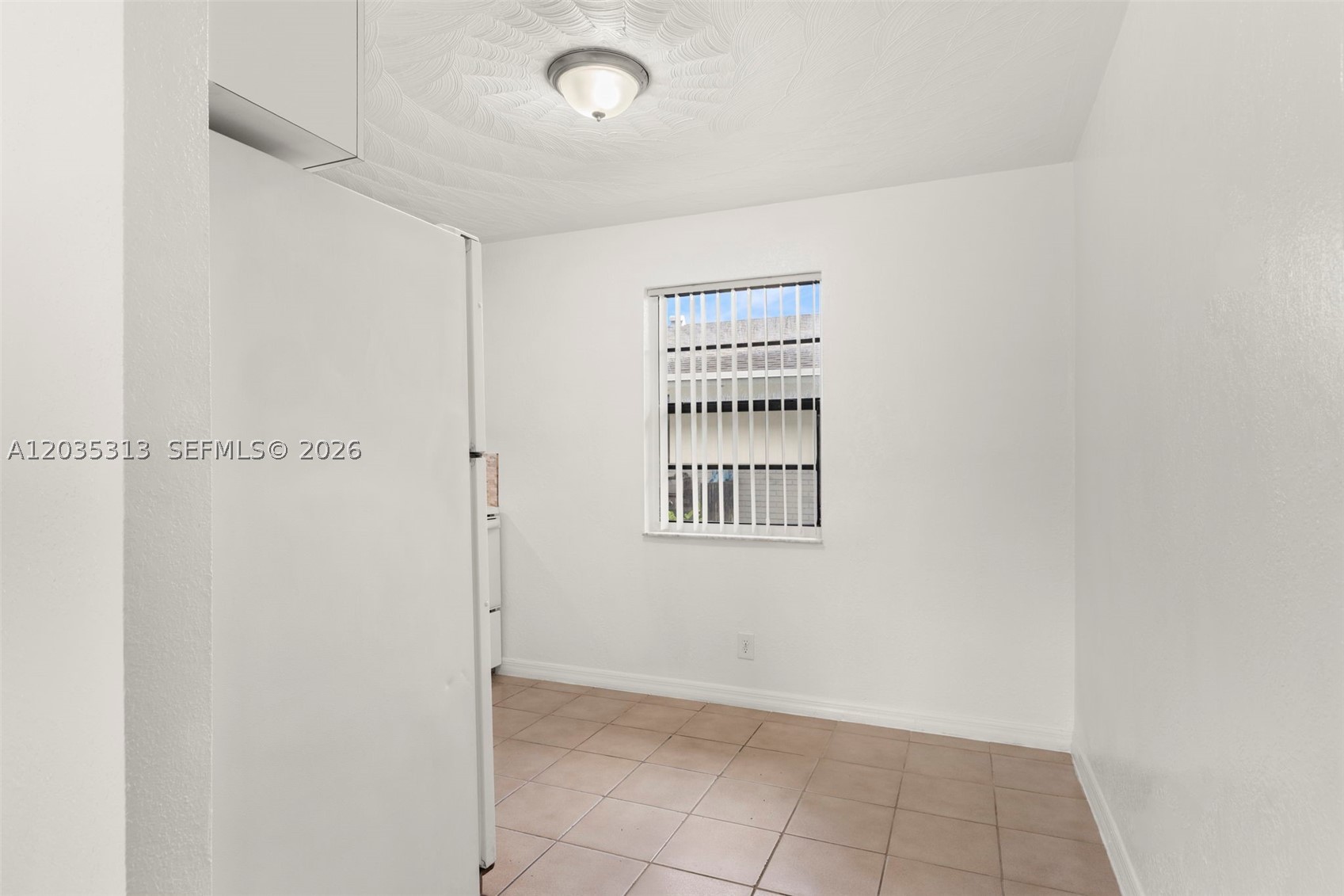 CARVER RANCHES - Residential Lease