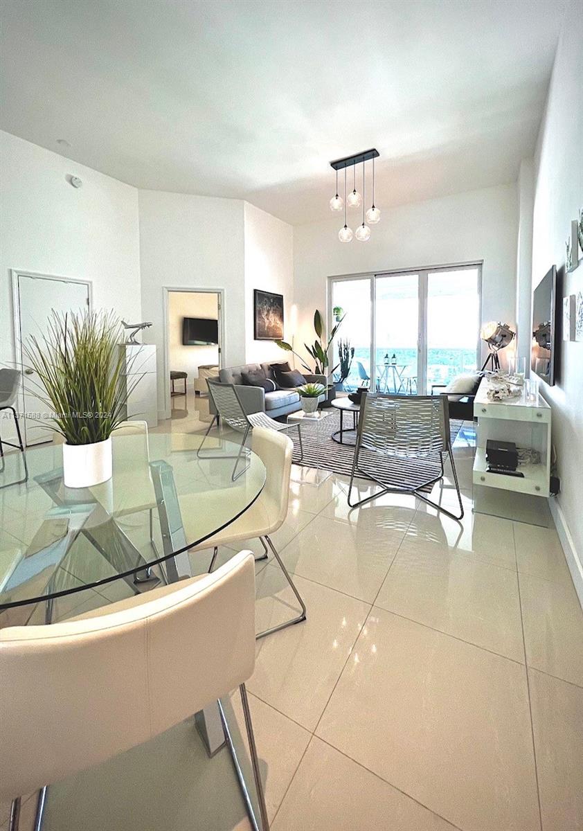 RONEY PALACE CONDO - Residential
