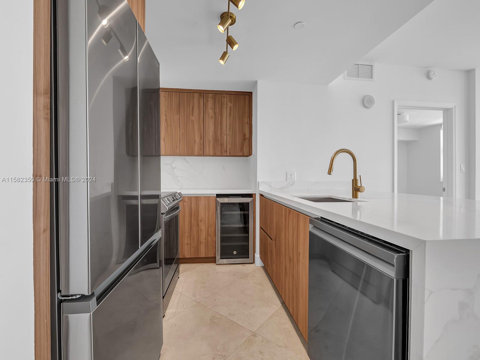 ONE VILLAGE PLACE CONDO - Residential Lease