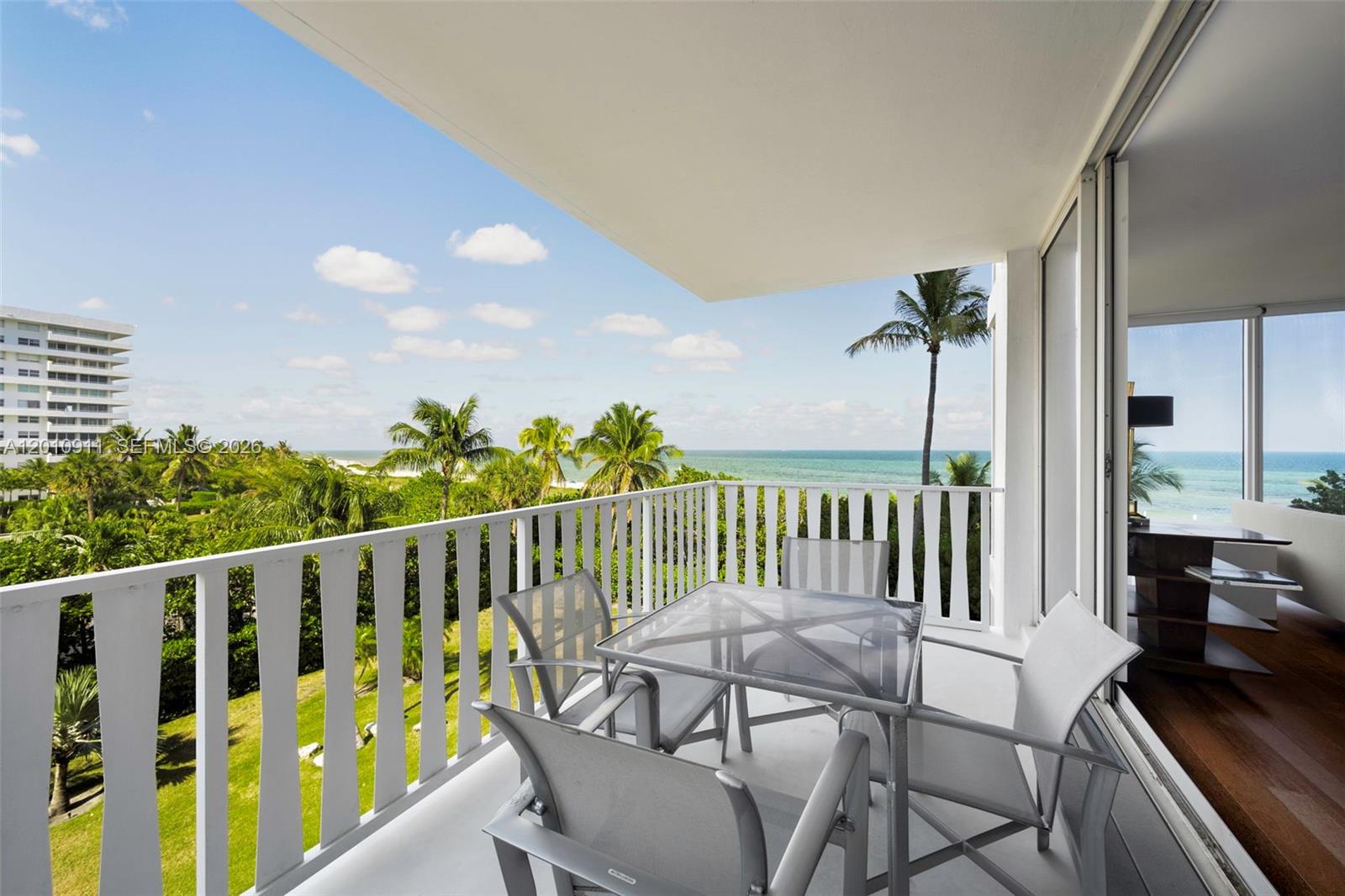 ISLAND HOUSE APT INC - CO - Residential