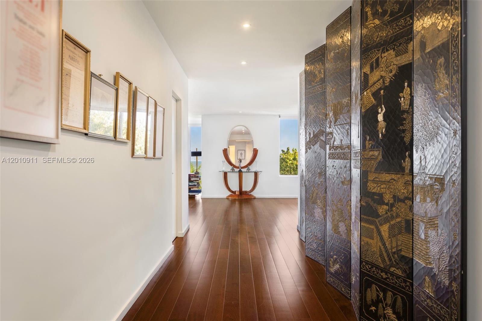 ISLAND HOUSE APT INC - CO - Residential