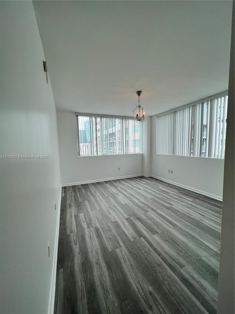 VIZCAYNE NORTH CONDO - Residential