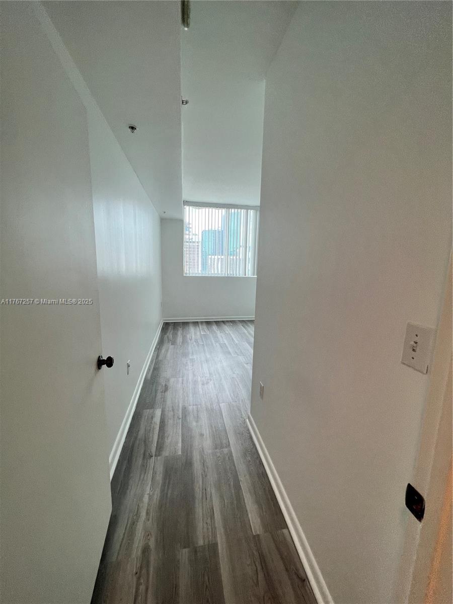 VIZCAYNE NORTH CONDO - Residential