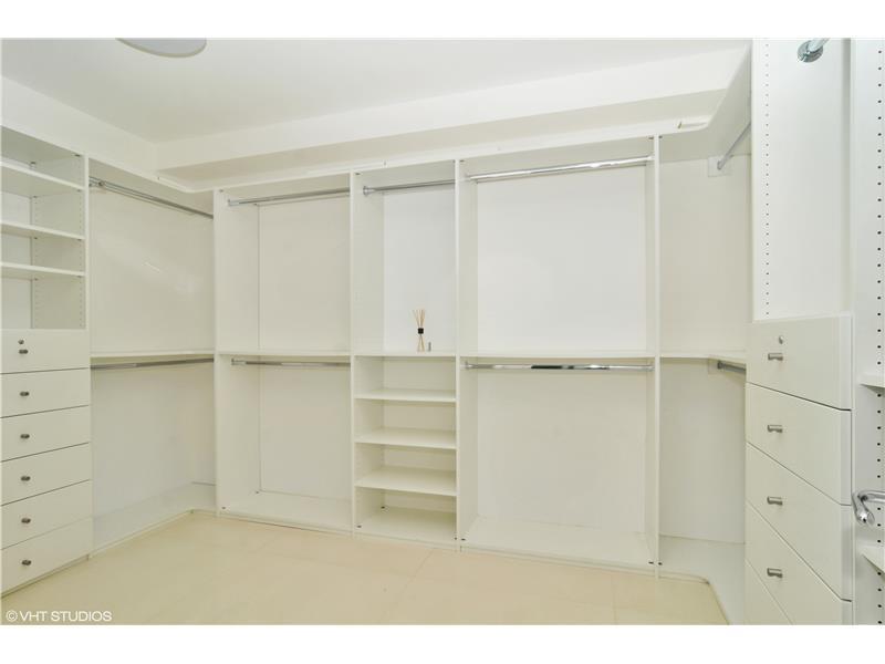 THE RESIDENCES AT THE BAT - Residential Lease