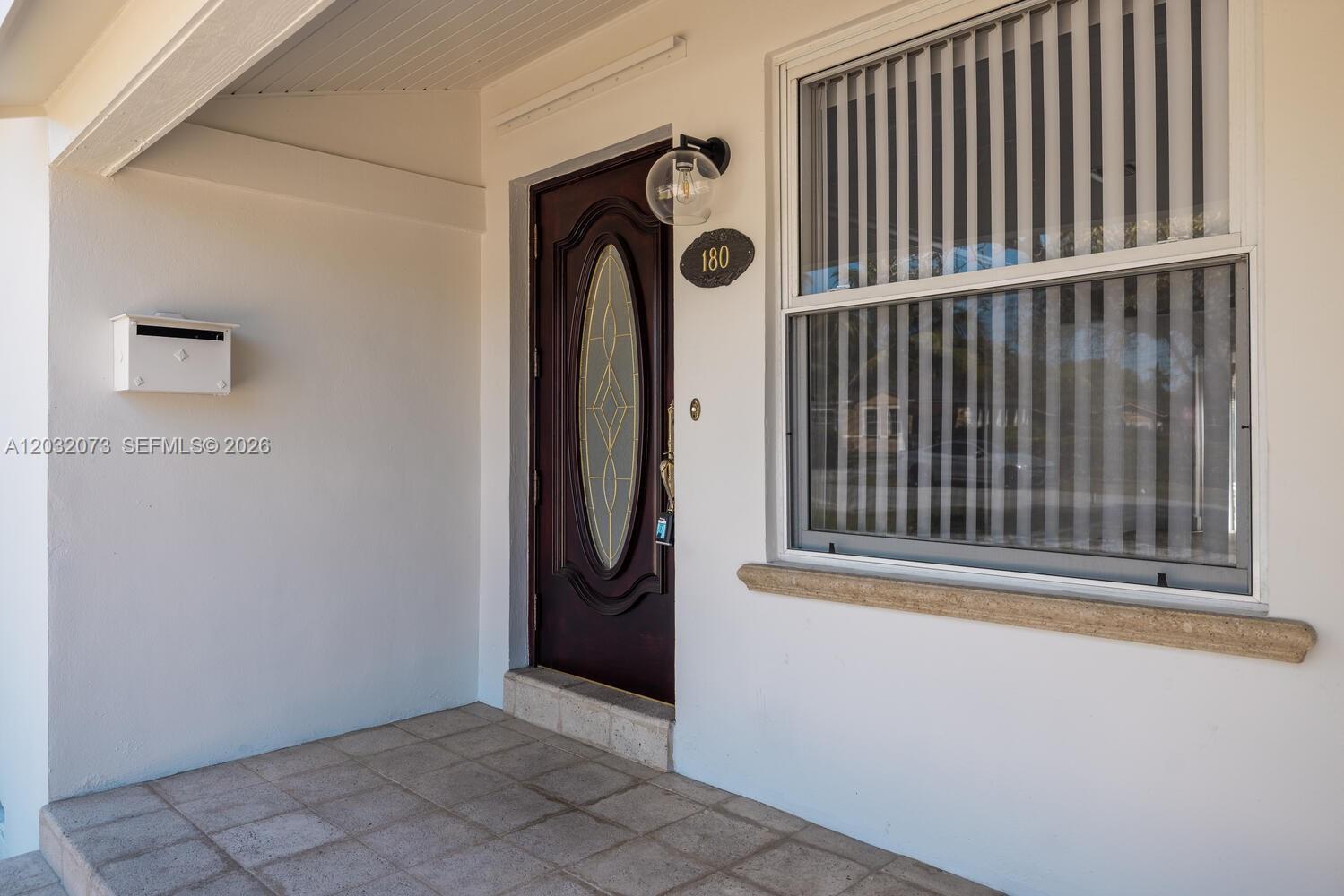 REV PL OF COUNTRY CLUB ES - Residential Lease