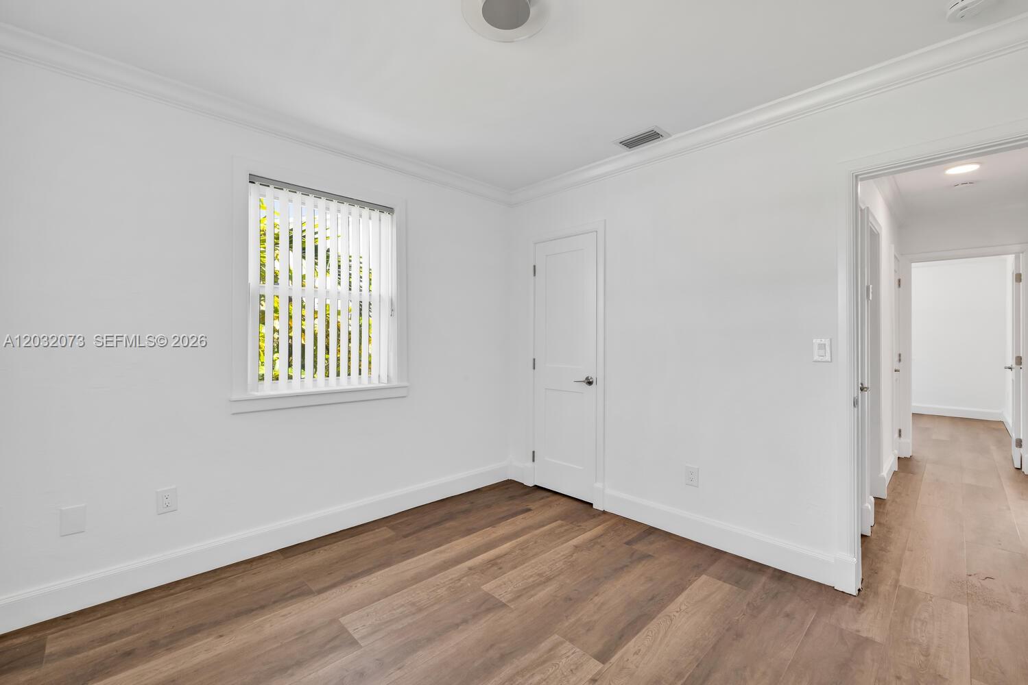 REV PL OF COUNTRY CLUB ES - Residential Lease
