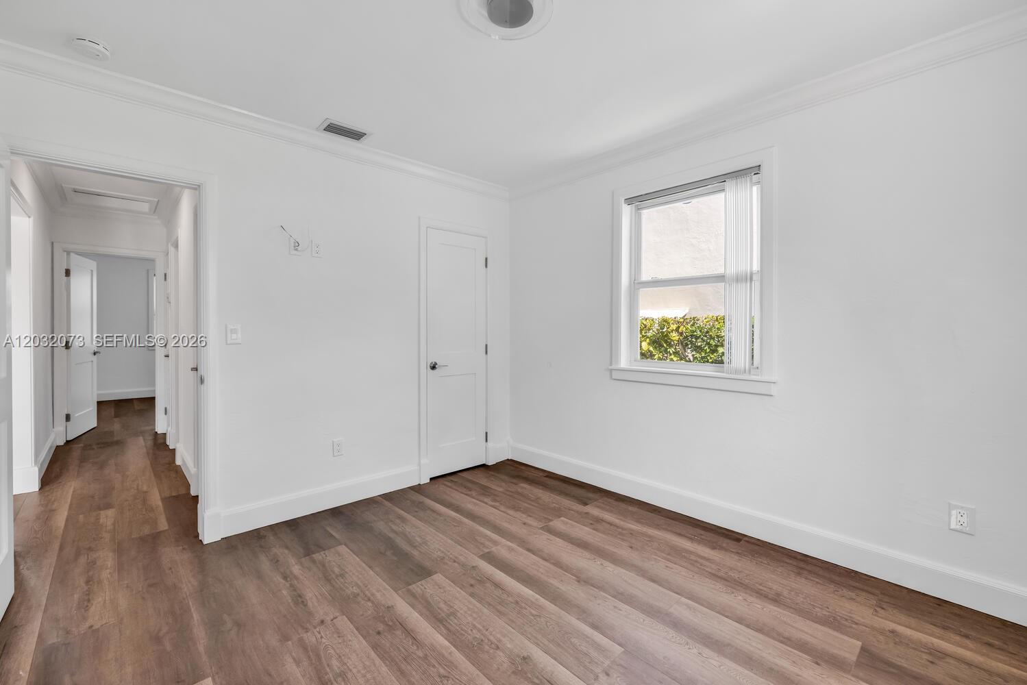 REV PL OF COUNTRY CLUB ES - Residential Lease