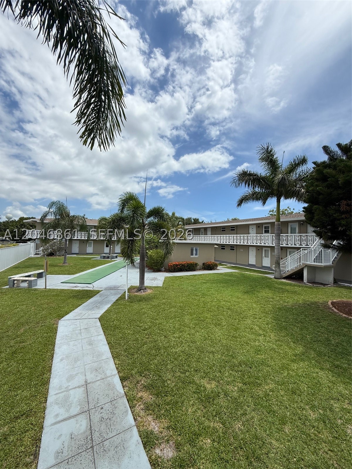 BONITA SPRINGS CONDO - Residential Lease