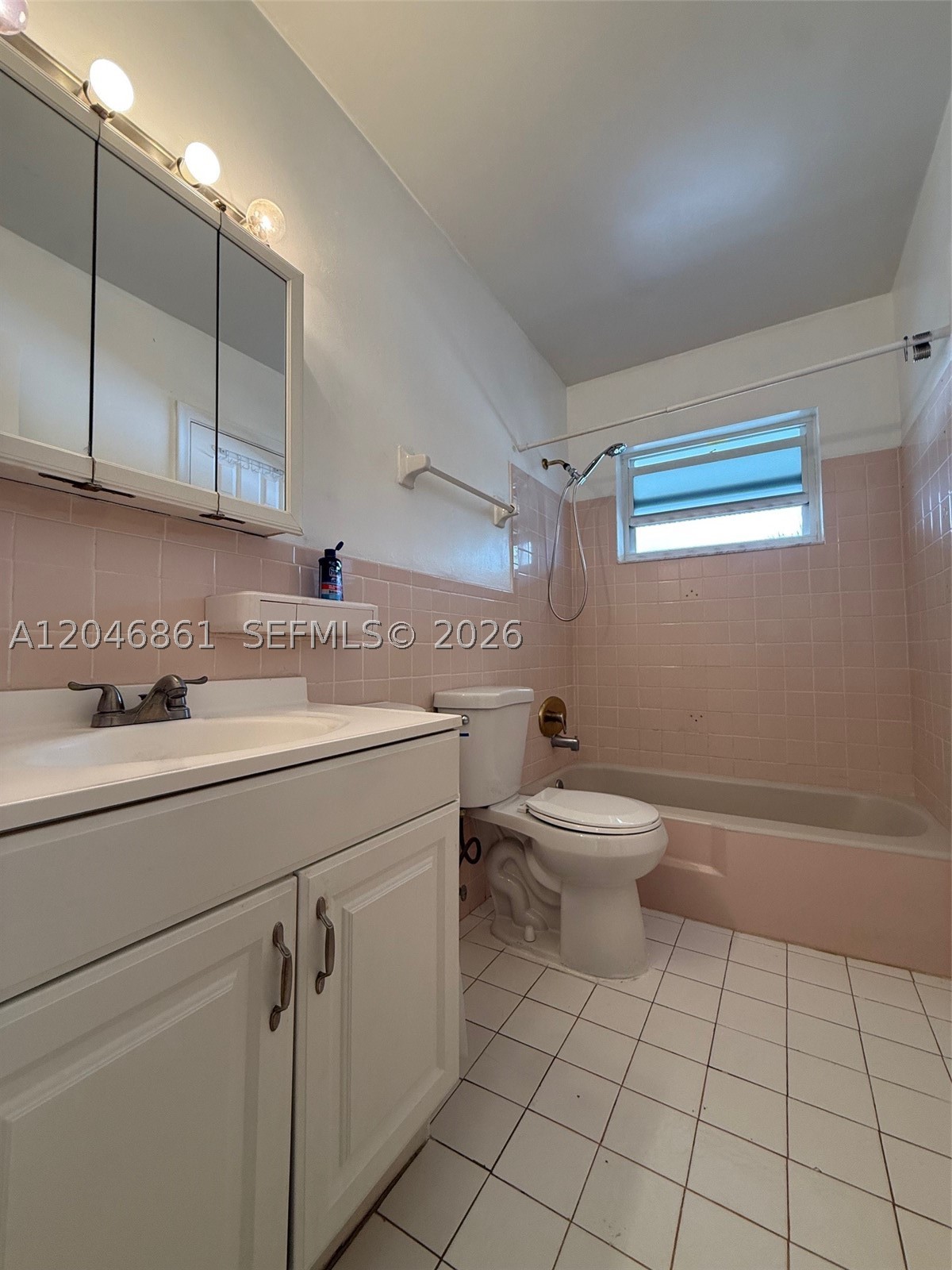 BONITA SPRINGS CONDO - Residential Lease