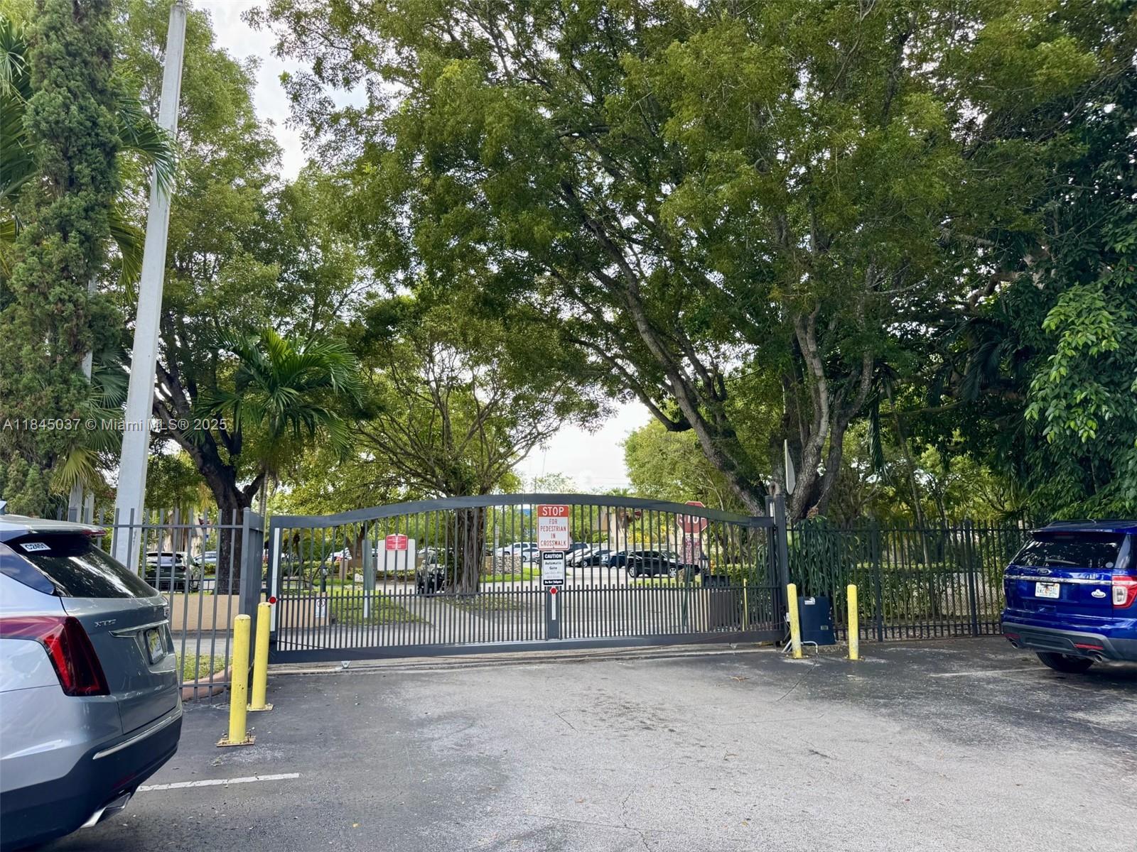 PALMETTO FAIRWAY CONDO - Residential Lease