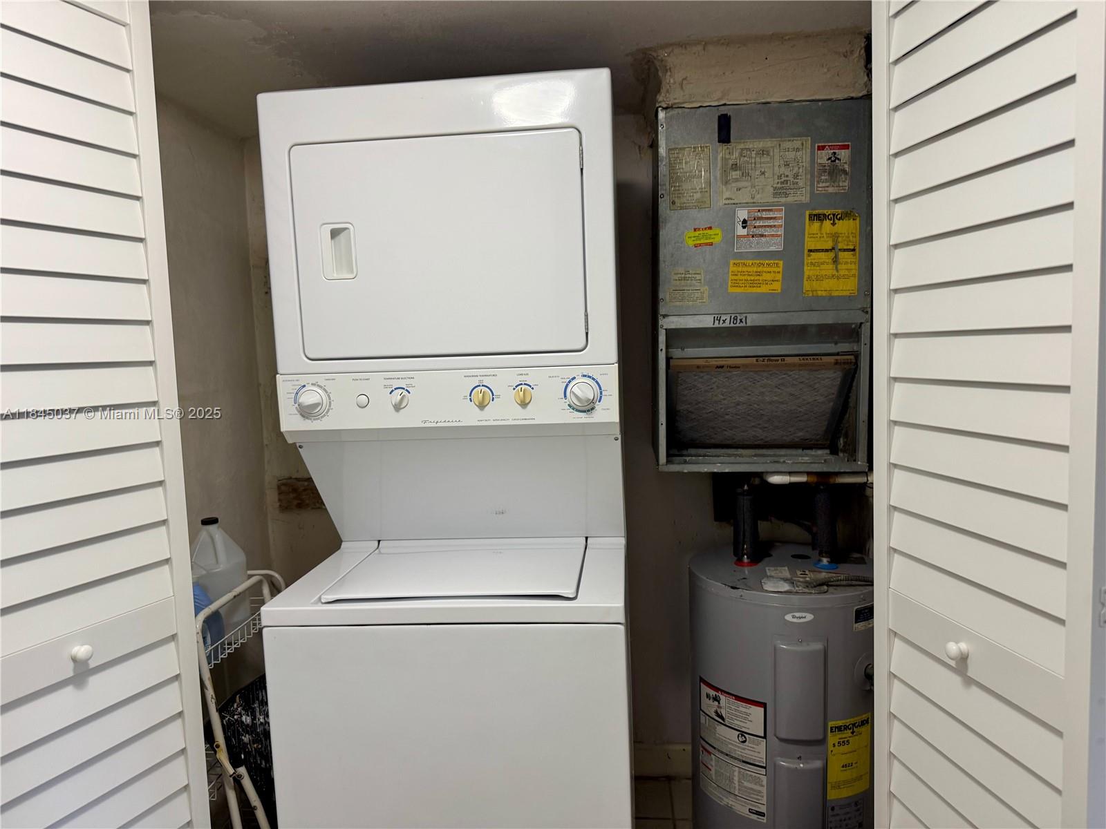 PALMETTO FAIRWAY CONDO - Residential Lease