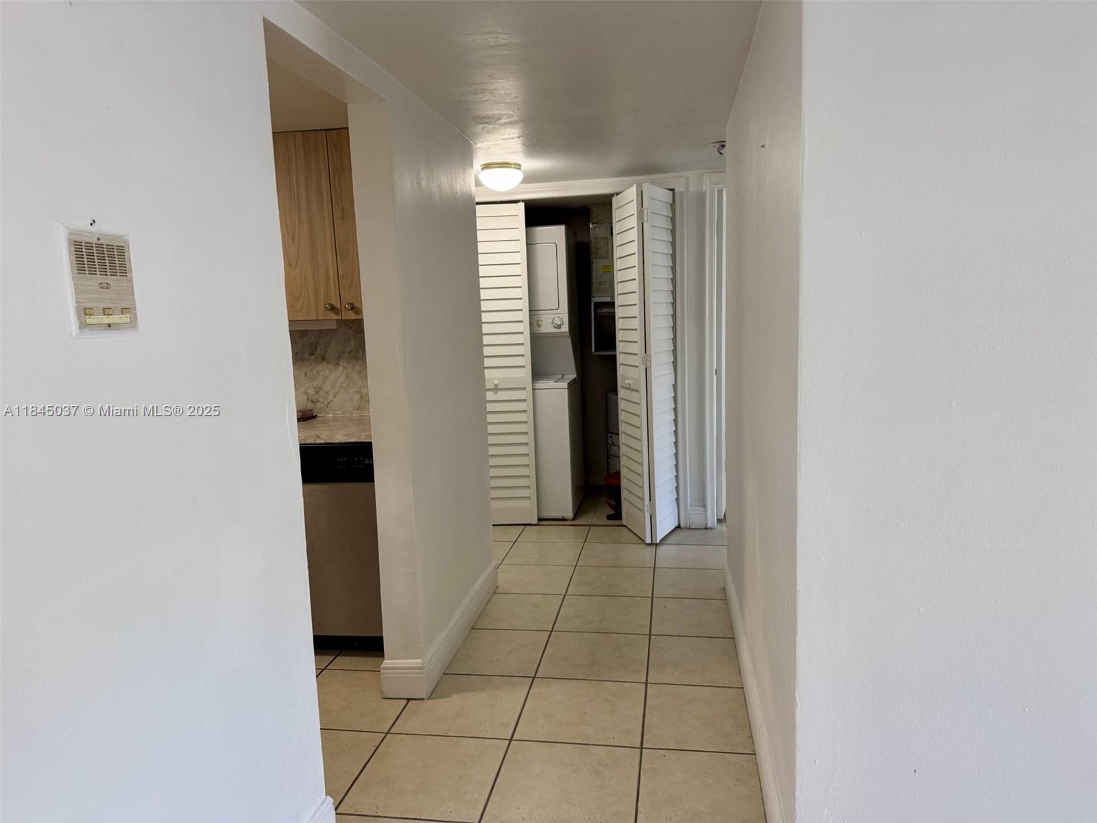 PALMETTO FAIRWAY CONDO - Residential Lease