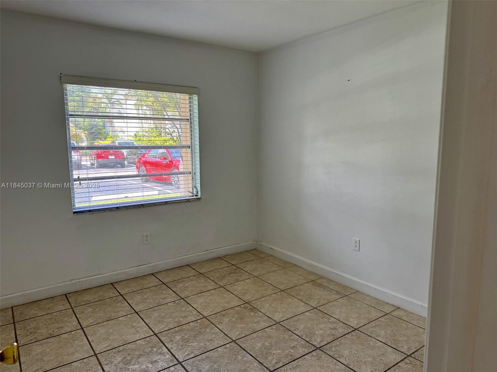 PALMETTO FAIRWAY CONDO - Residential Lease