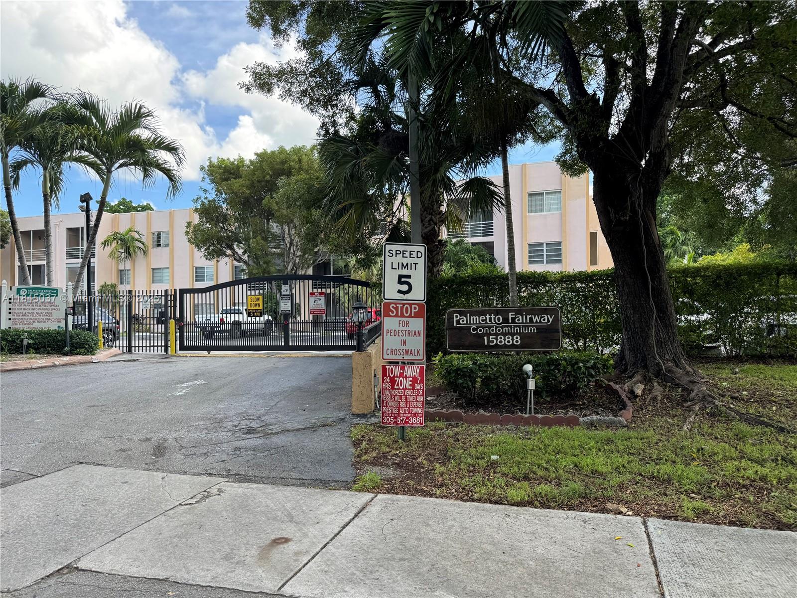 PALMETTO FAIRWAY CONDO - Residential Lease