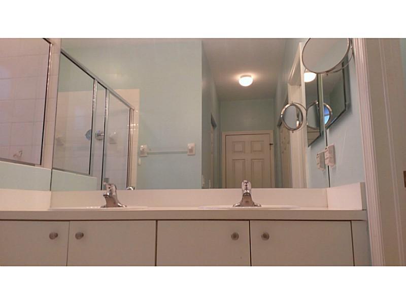 FLORIDIAN ISLES - Residential Lease