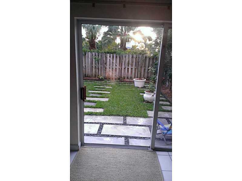 FLORIDIAN ISLES - Residential Lease