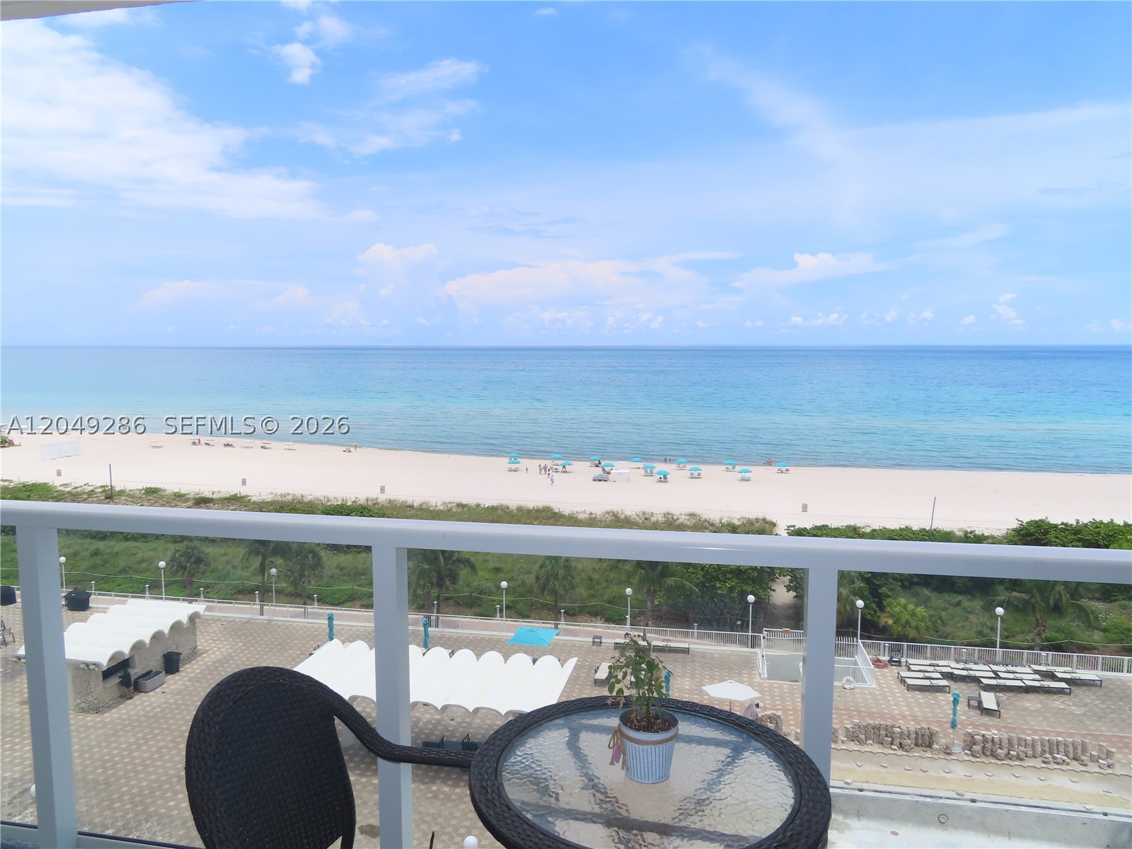 ARLEN BEACH CONDO - Residential Lease