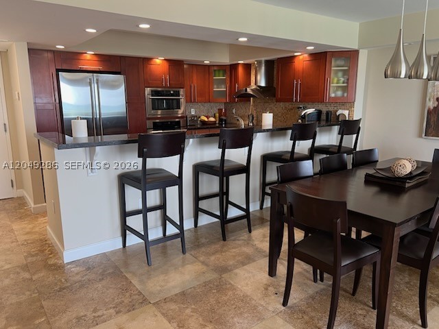 ARLEN BEACH CONDO - Residential Lease