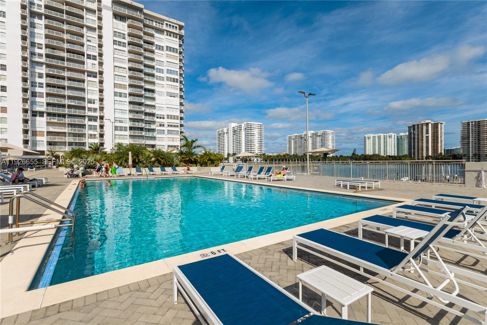 DEL PRADO MARINA - Residential