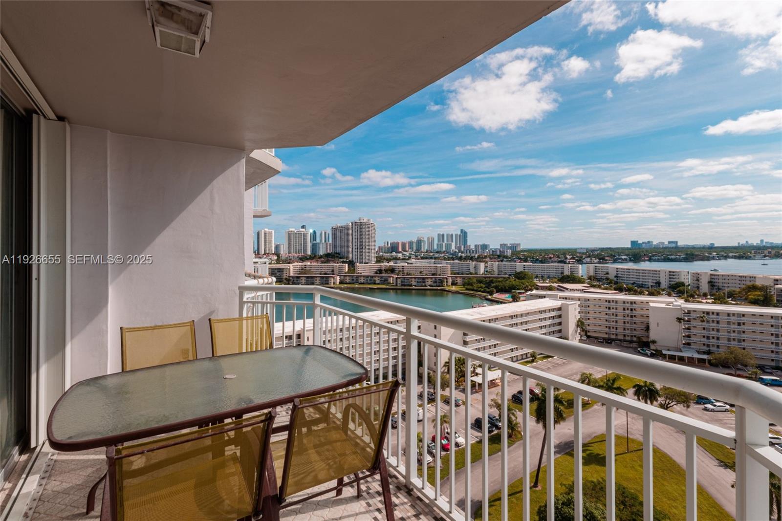 DEL PRADO MARINA - Residential