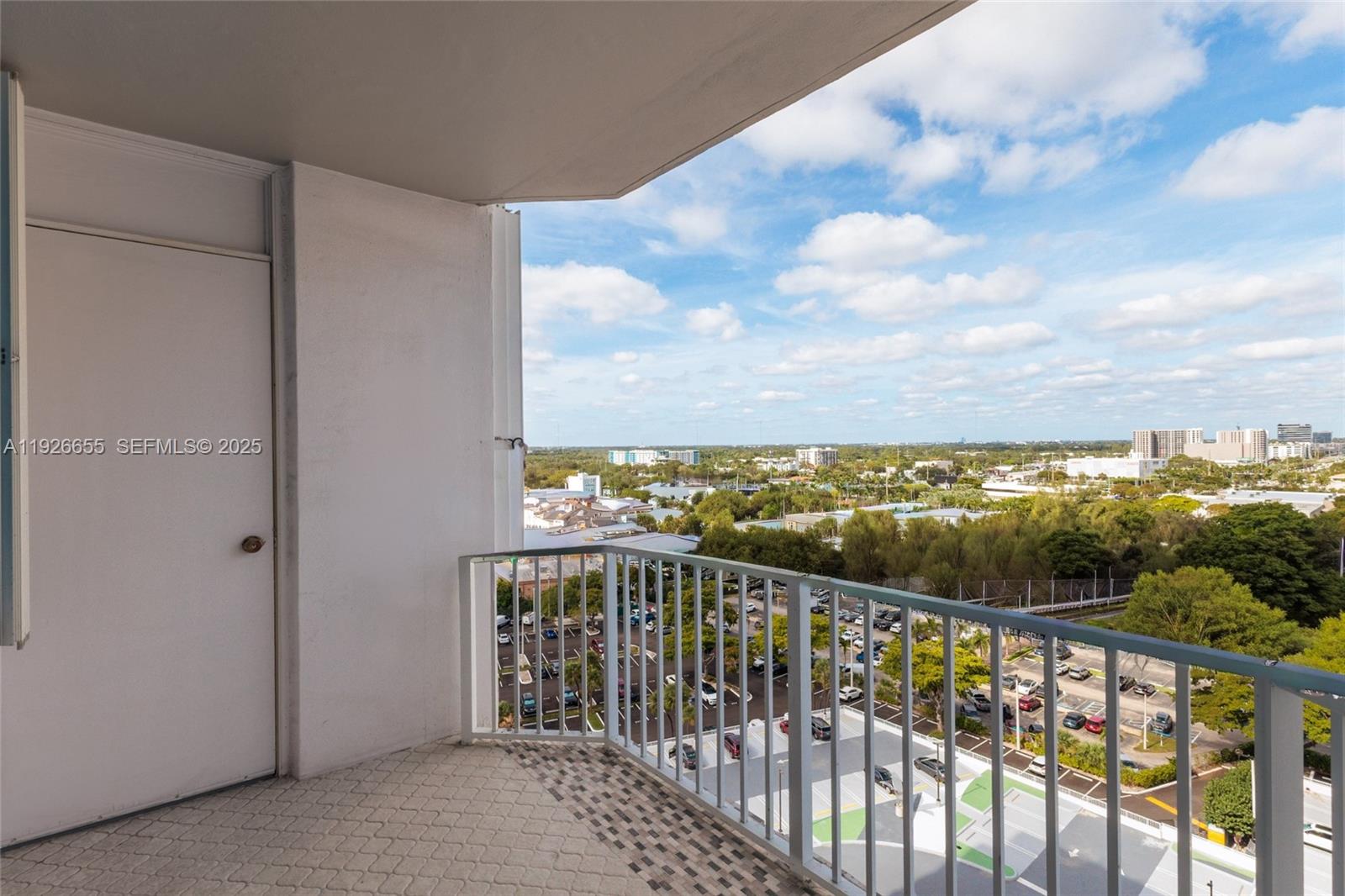 DEL PRADO MARINA - Residential